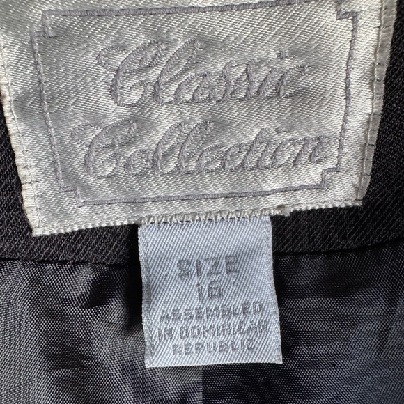 Women's vintage Black Blazer Coat. - Picture 6 of 6